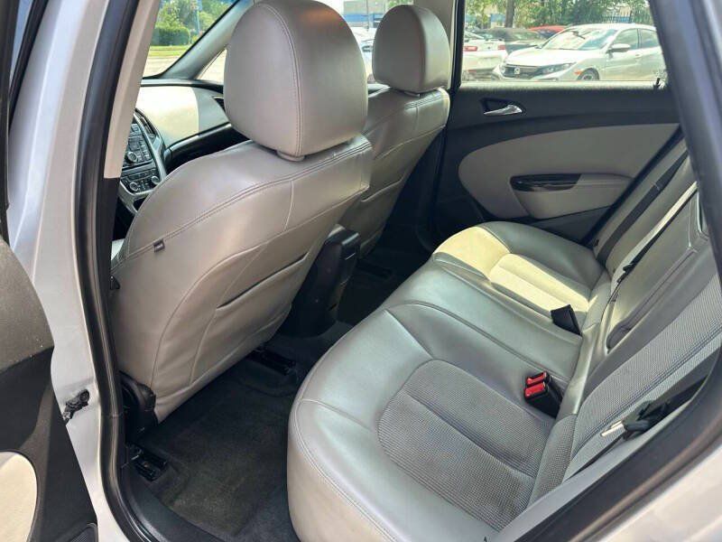 Used 2016 Buick Verano Sport Touring FWD image 11