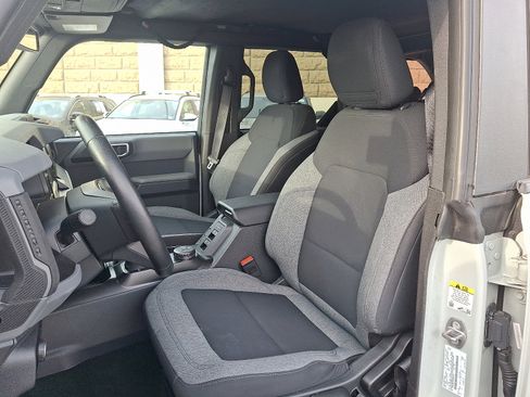 Used 2023 Ford Bronco Big Bend w/ Sasquatch Package image 13