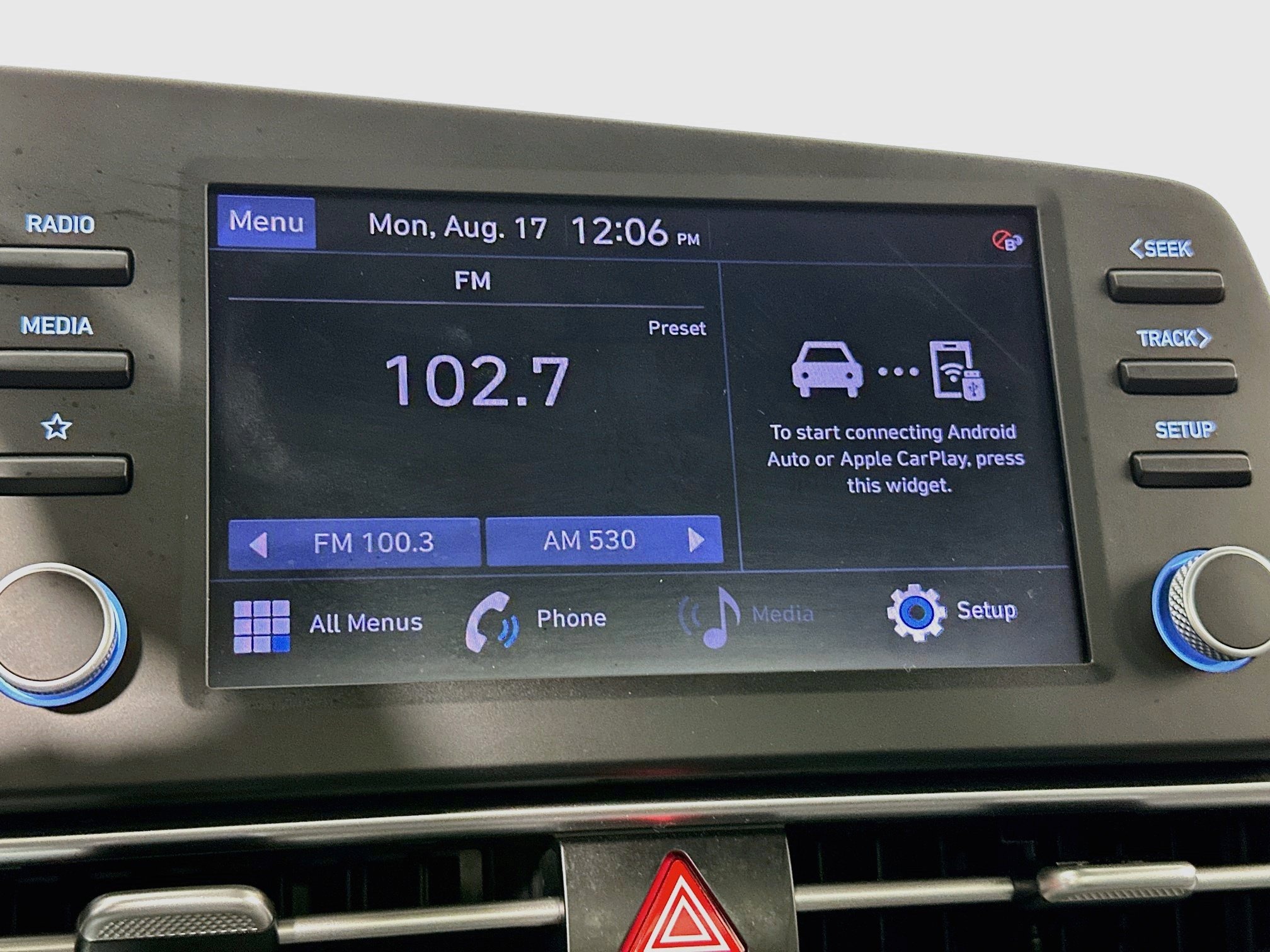 Used 2023 Hyundai Elantra SEL FWD image 14