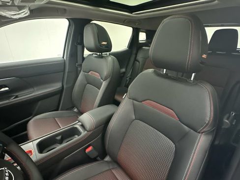 New 2026 Nissan Kicks SR w/ SR Premium Package AWD/4WD image 9