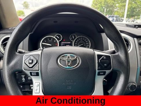 Used 2016 Toyota Tundra SR5 w/ SR5 Upgrade Package AWD/4WD image 16