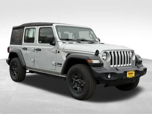 Used 2022 Jeep Wrangler Unlimited Sport image 1