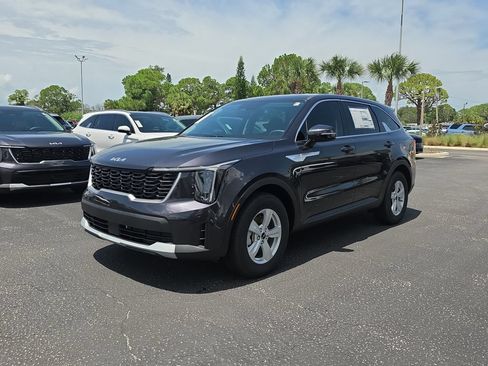New 2026 Kia Sorento LX FWD image 4
