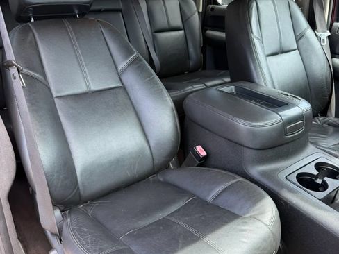 Used 2008 Chevrolet Silverado 3500 LT AWD/4WD image 20