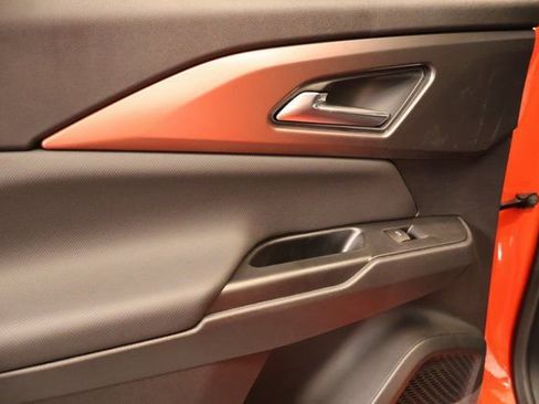 New 2025 Chevrolet Equinox EV RS image 27