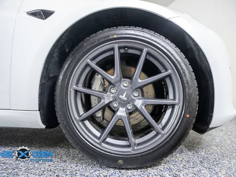 Used 2023 Tesla Model 3 Standard Range RWD image 42