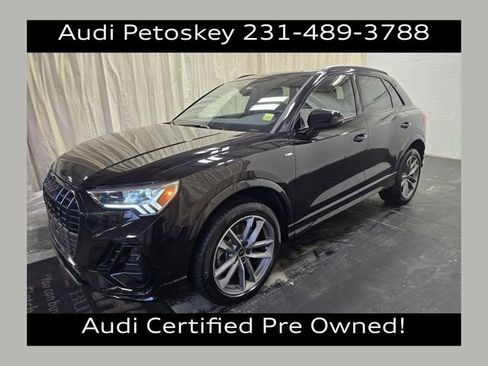 Used 2025 Audi Q3 2.0T Premium w/ Convenience Package image 1
