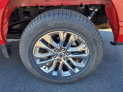 Used 2024 Ford F150 XLT w/ Equipment Group 302A MID image 30