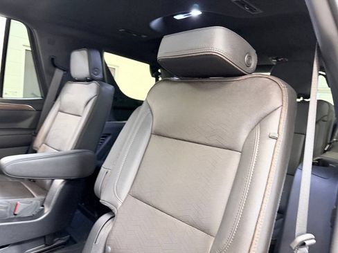 Used 2024 Chevrolet Tahoe High Country w/ Advanced Technology Package AWD/4WD image 26