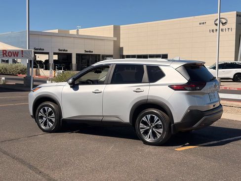 Certified 2023 Nissan Rogue SV w/ SV Premium B Package FWD image 4