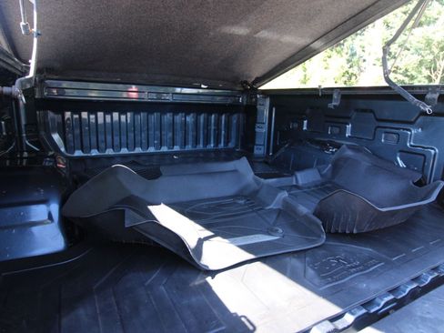 Used 2019 Chevrolet Silverado 1500 LT w/ All-Star Edition image 30