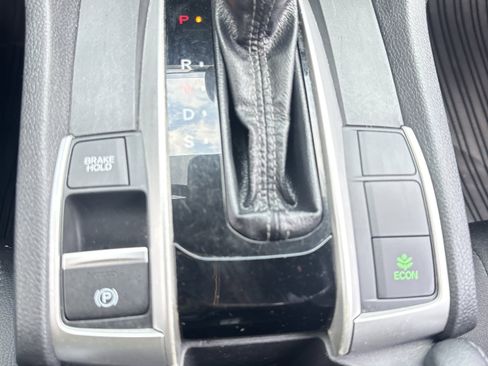 Used 2020 Honda Civic Sport image 17
