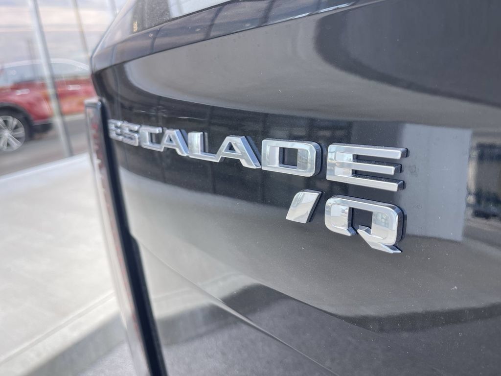 Certified 2026 Cadillac Escalade IQ Sport 1 AWD/4WD image 4