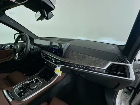 New 2026 BMW X5 xDrive50e w/ Premium Package AWD/4WD image 45