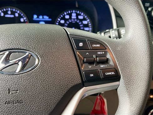 Used 2020 Hyundai Tucson SE w/ Cargo Package image 19