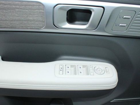 Used 2026 Hyundai Santa Fe Limited image 10