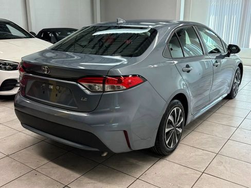 Used 2020 Toyota Corolla LE FWD image 9