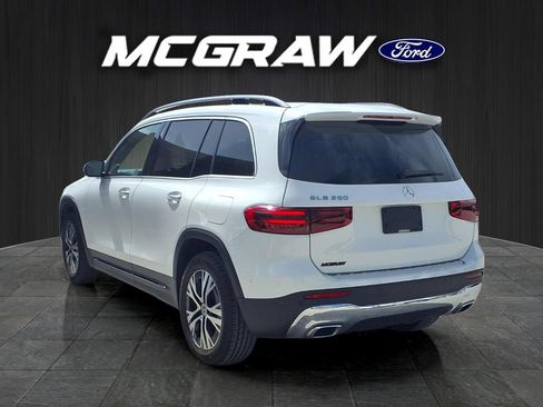 Used 2025 Mercedes-Benz GLB 250 w/ Exclusive Package image 6