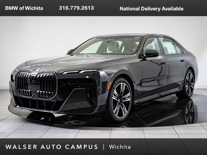 New 2025 BMW 760i xDrive