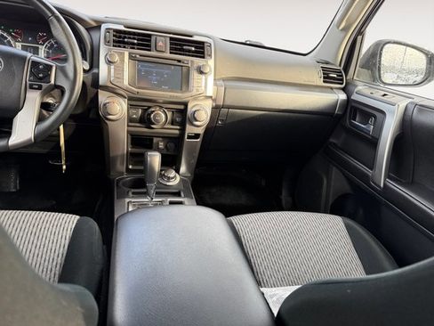 Used 2016 Toyota 4Runner SR5 image 11