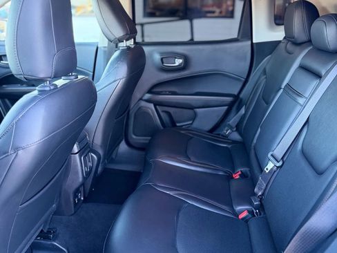 Used 2018 Jeep Compass Limited w/ Navigation Group image 13