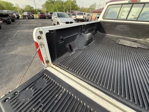 Used 1997 Ford F250 4x4 Regular Cab Heavy Duty image 10