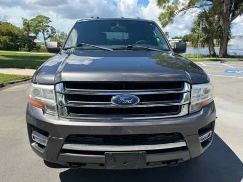 Used 2017 Ford Expedition Max Limited AWD/4WD image 3
