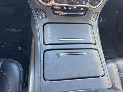 Used 2019 GMC Yukon XL Denali w/ Denali Ultimate Package image 28