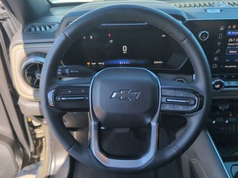 Certified 2024 Chevrolet Colorado ZR2 w/ ZR2 Convenience Package III AWD/4WD image 11