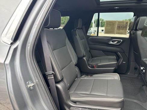 Used 2021 GMC Yukon SLT w/ SLT Luxury Plus Package AWD/4WD image 16
