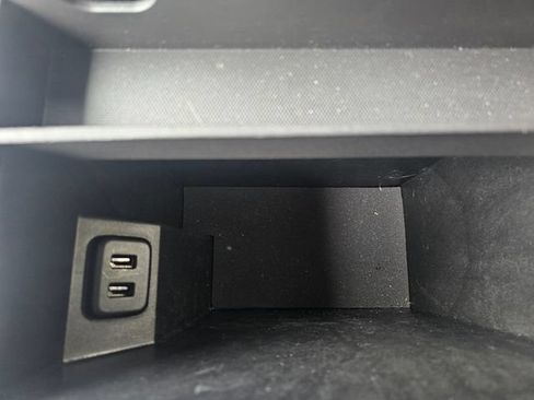 Used 2024 Chevrolet Equinox Premier FWD image 20