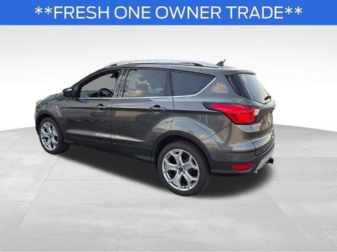Certified 2019 Ford Escape Titanium w/ U0J03 - Titanium Tow Package FWD image 2