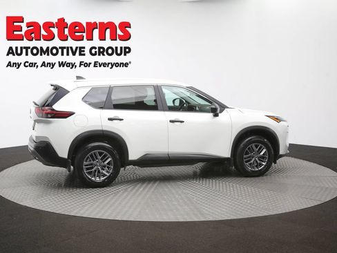 Used 2023 Nissan Rogue S AWD/4WD image 45
