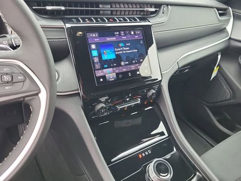 New 2026 Jeep Grand Cherokee L 4WD image 12