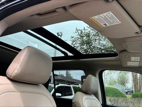 Used 2024 Ford Expedition Limited image 26