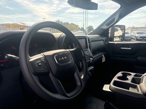 New 2024 GMC Sierra 2500 Pro image 12