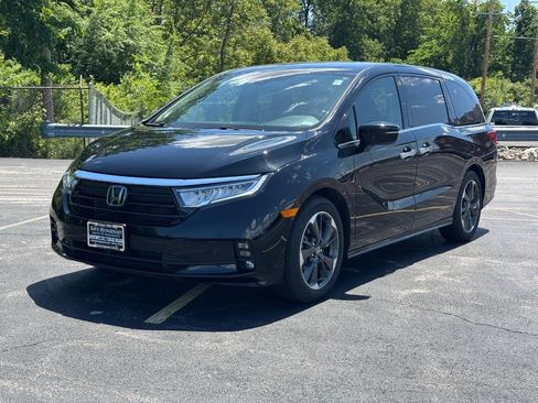 Used 2024 Honda Odyssey Elite image 9