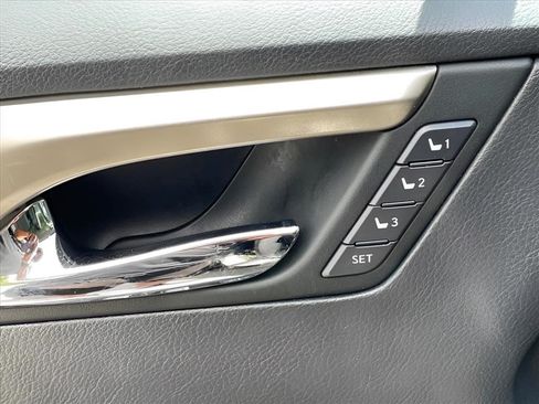 Used 2019 Lexus RX 350 FWD w/ Premium Package image 16
