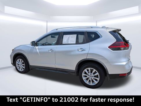 Used 2018 Nissan Rogue SV FWD image 5