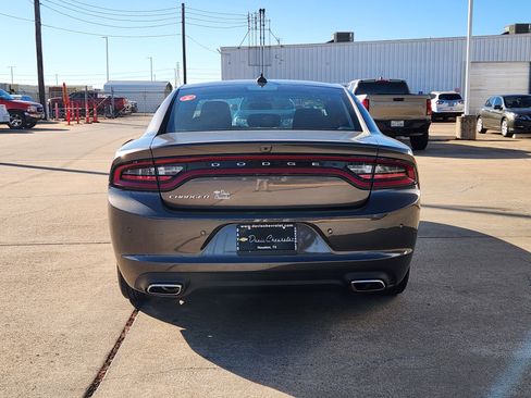 Used 2023 Dodge Charger SXT image 7