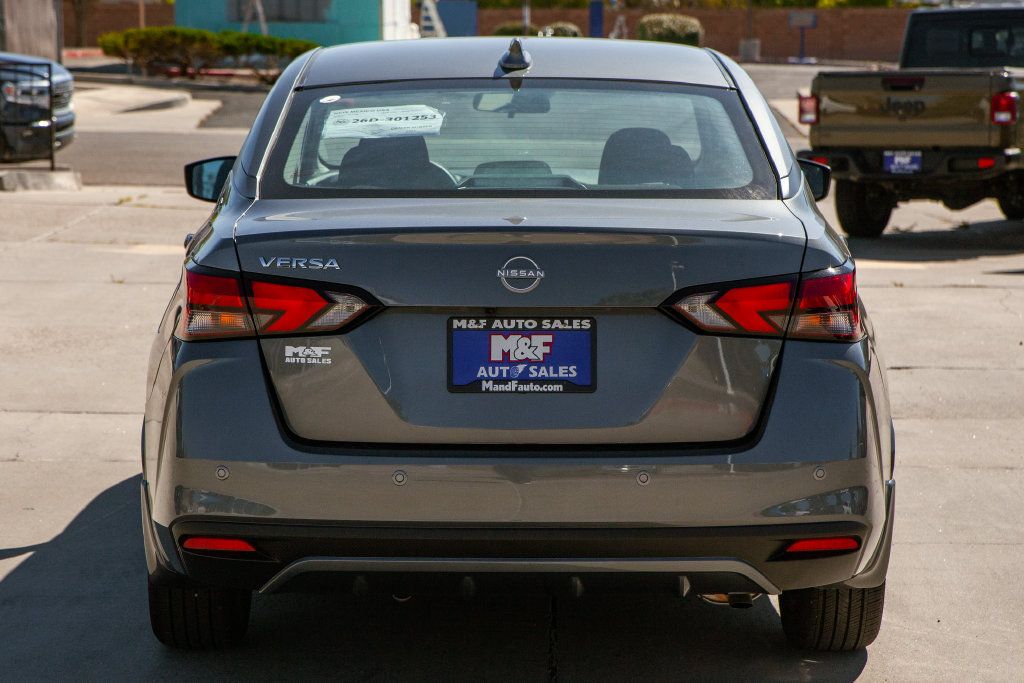 Used 2025 Nissan Versa SV w/ Trunk Package FWD image 6