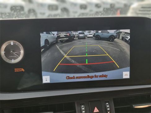 Used 2023 Lexus ES 350 image 26