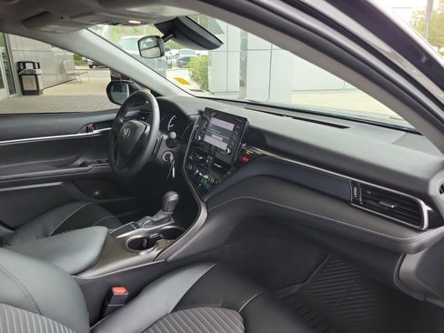 Certified 2024 Toyota Camry SE image 30