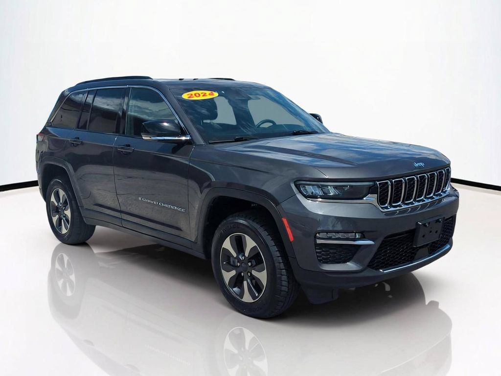 Used 2024 Jeep Grand Cherokee Limited 4xe AWD/4WD image 2