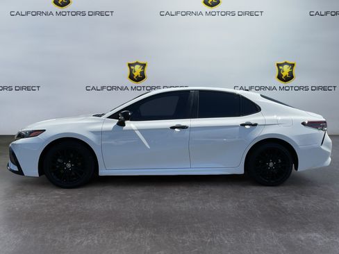 Used 2021 Toyota Camry SE FWD image 8