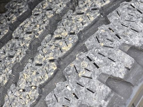 Used 2024 Chevrolet Silverado 3500 High Country image 25