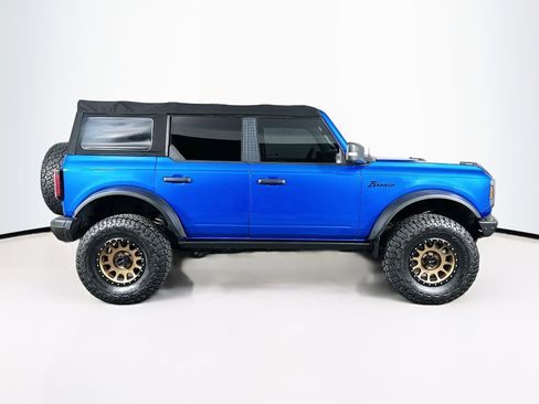 Used 2021 Ford Bronco Badlands image 10
