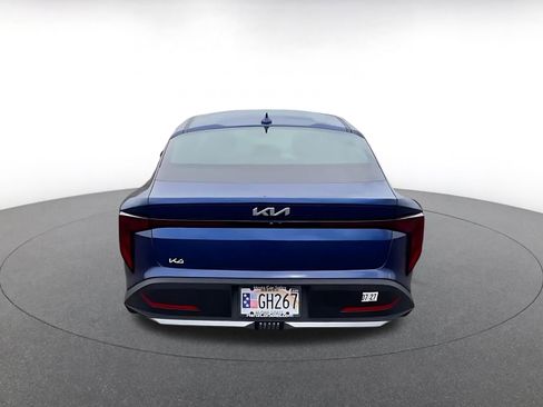 Used 2025 Kia K4 LXS image 12