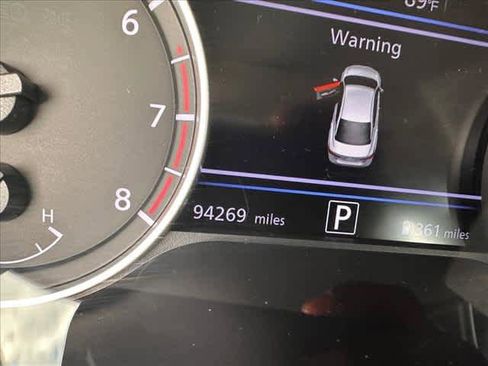 Used 2022 Nissan Sentra SR w/ SR Premium Package image 20