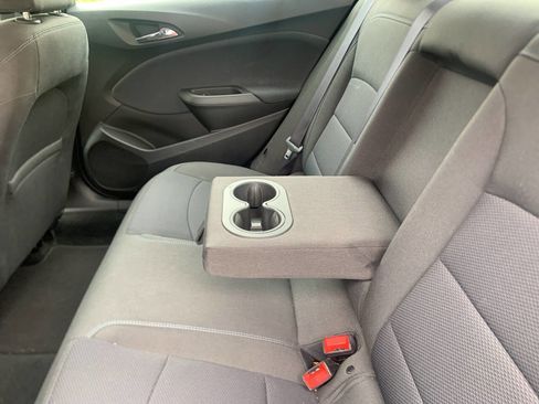 Used 2016 Chevrolet Cruze LT image 11